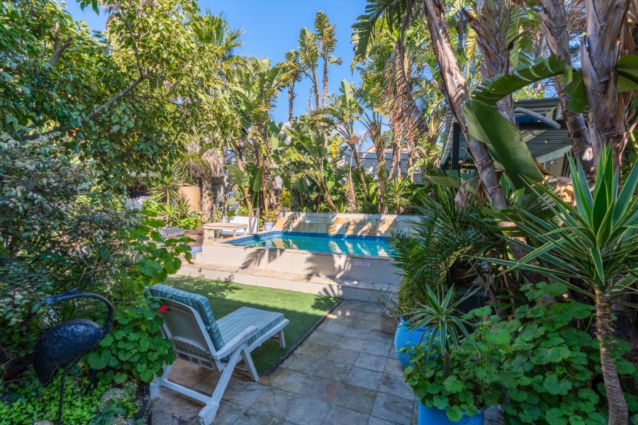 13 Bedroom Property for Sale in Sunset Beach Western Cape